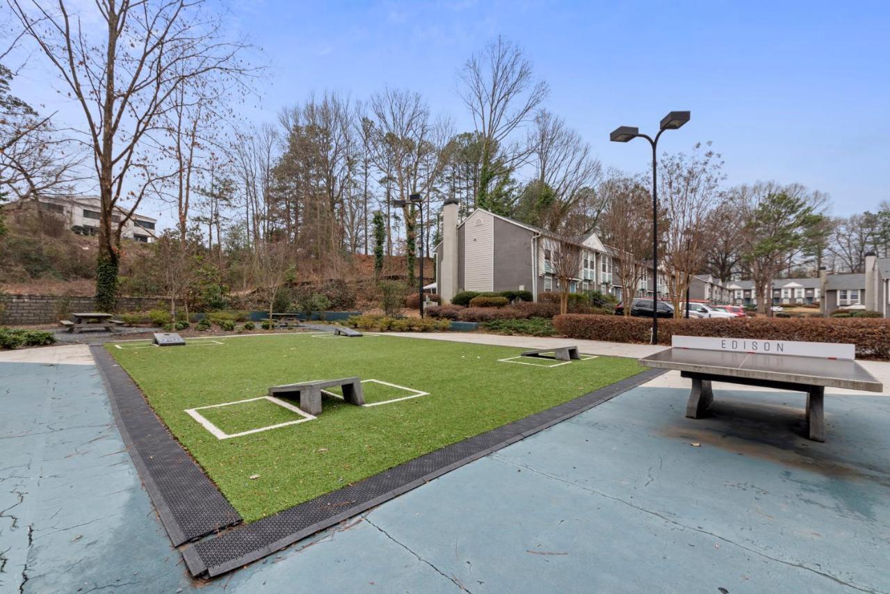 Truist Park Comfort Stays Atlanta Exterior foto